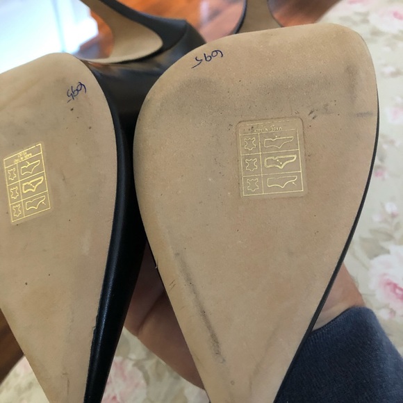 Shoes - Picture 4 of 4